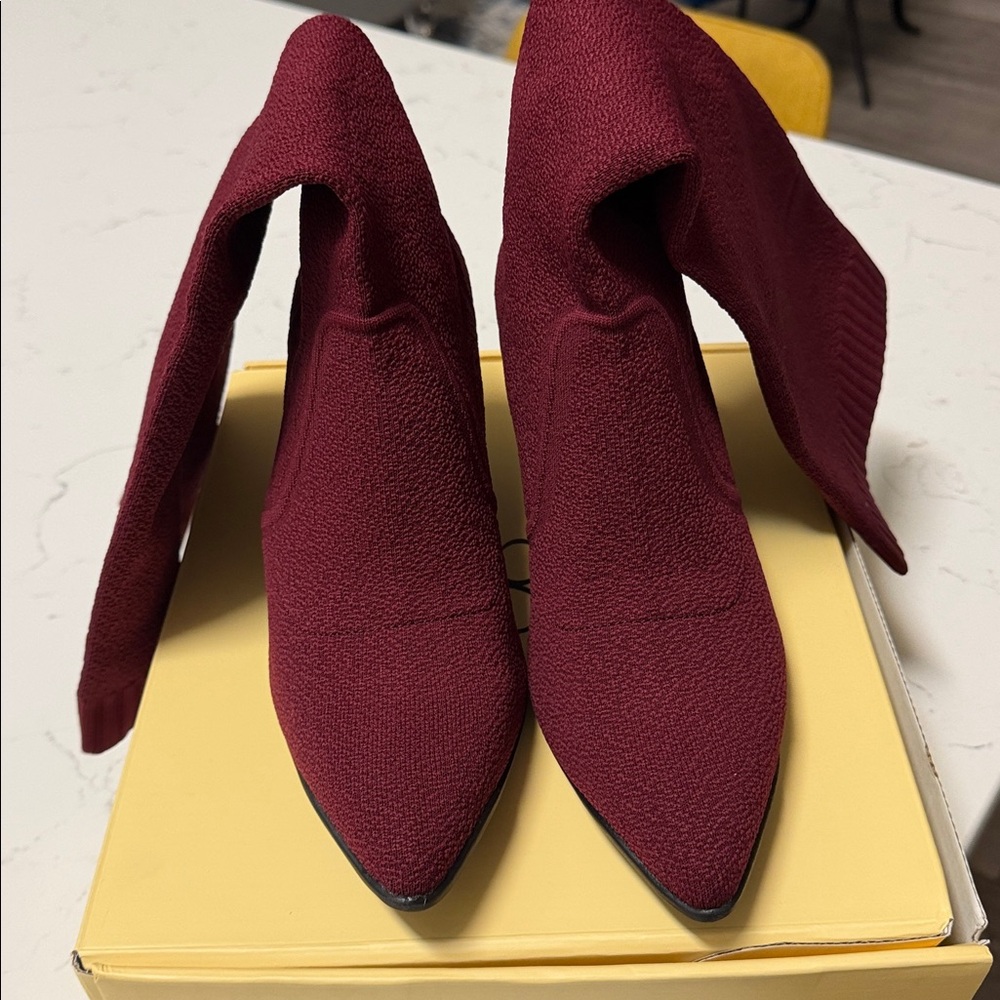 Cosy Island Burgundy Pointed Toe Heeled Long Boots- Brand New - Picture 8 of 15